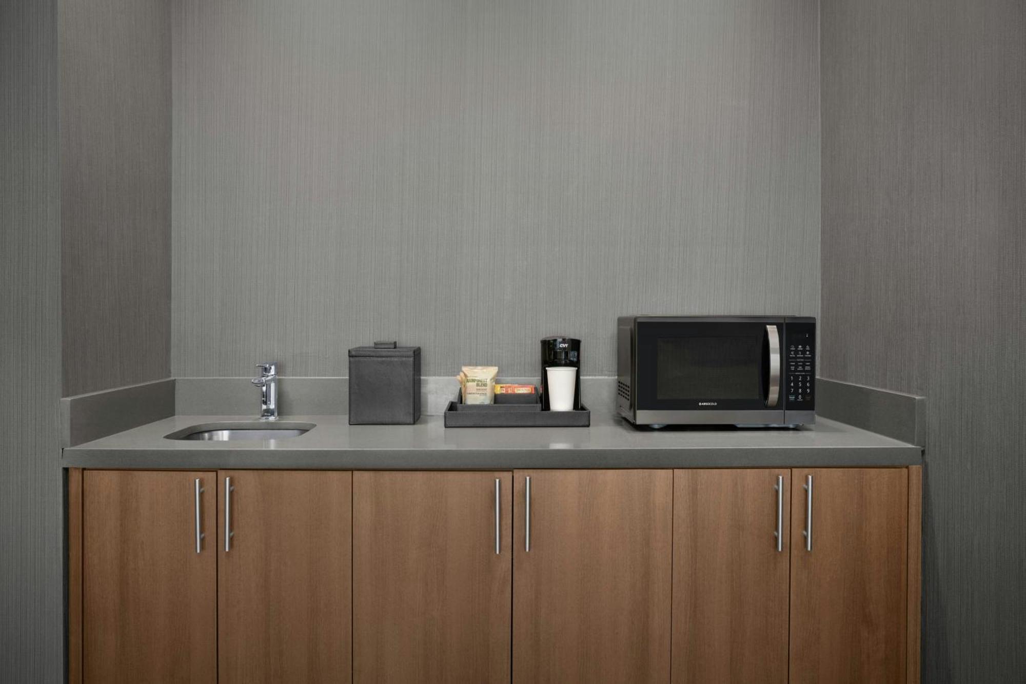 Hotel Courtyard By Marriott Antioch Pittsburg Exterior foto